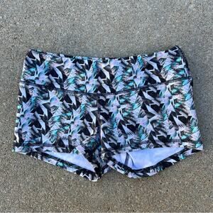 Fleo Reward Shorts 2.5” inseam black onyx platinum geometric SMALL